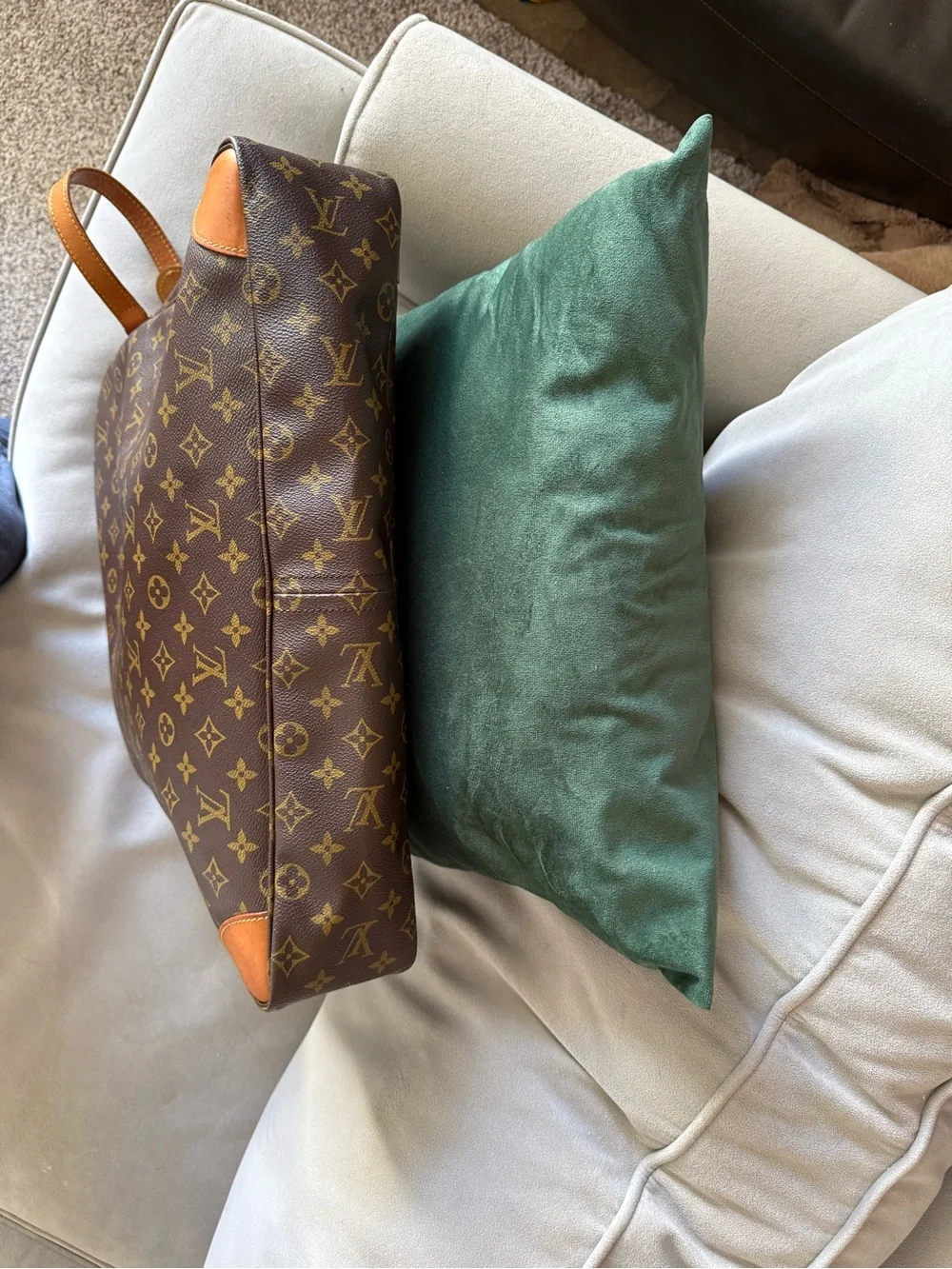 Louis Vuitton Rare Vintage Sac Balade w/Dustbag, lock & Key with COA